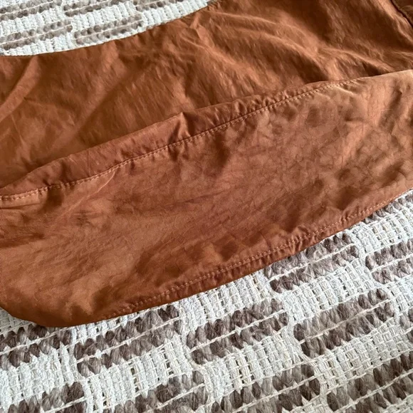 BAGGU Large Brown Crescent Sling Bag - Picture 6 of 11